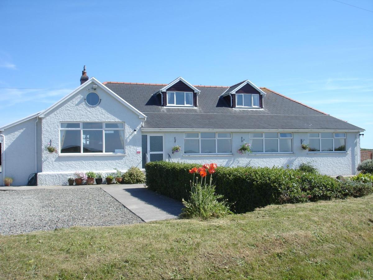 Craig-Y-Mor Suites With Sea Views Whitesands St Davids Экстерьер фото
