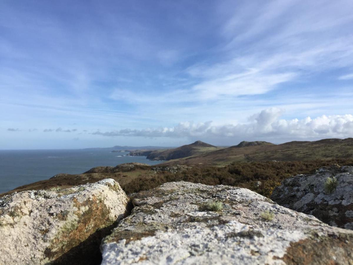 Craig-Y-Mor Suites With Sea Views Whitesands St Davids Экстерьер фото