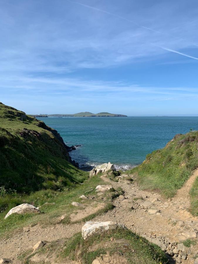 Craig-Y-Mor Suites With Sea Views Whitesands St Davids Экстерьер фото